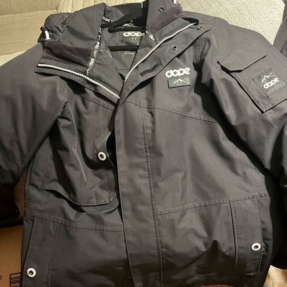 Black Ski Jacket - Picture 5 of 6